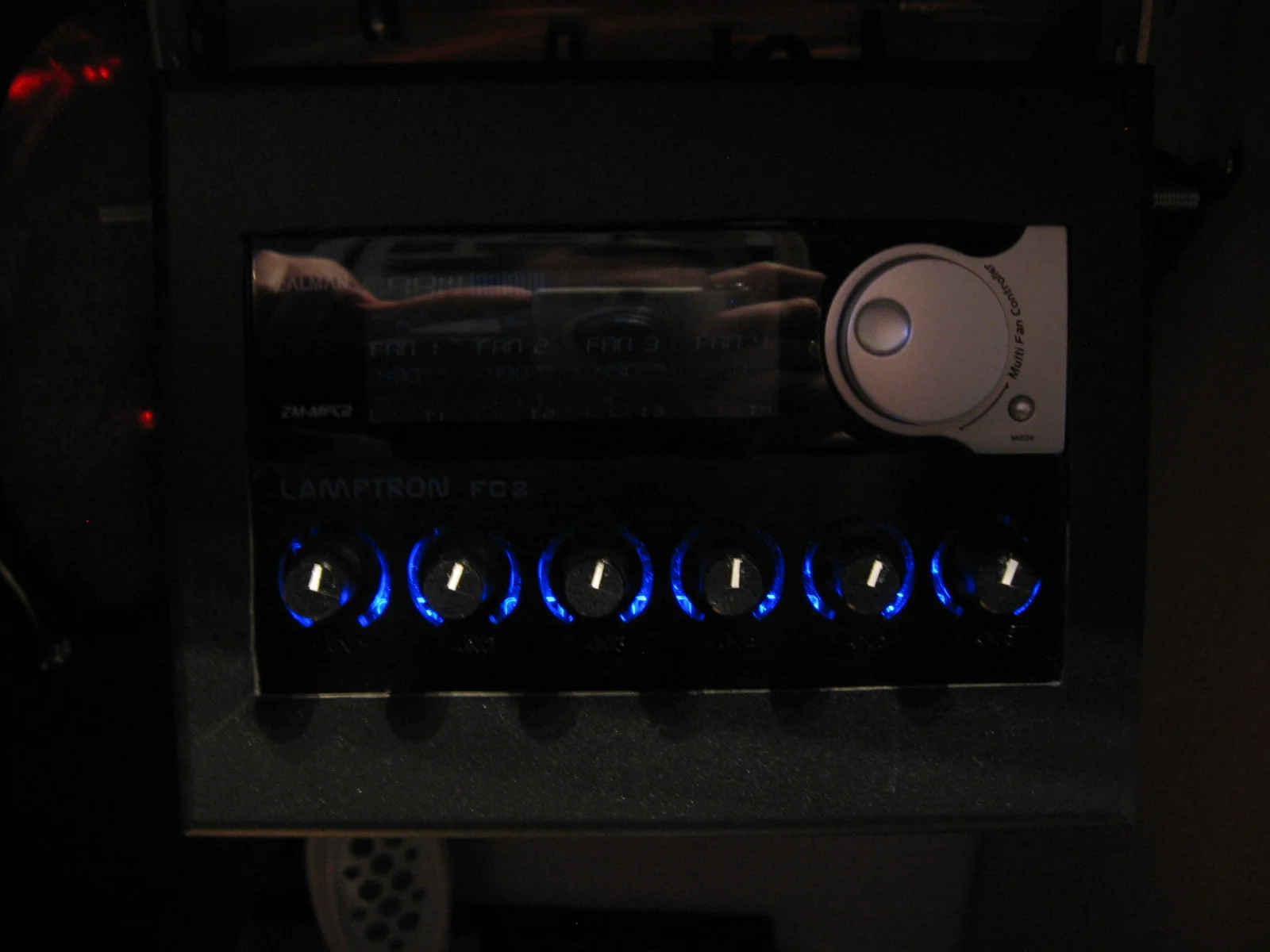 29TV7y0.webp