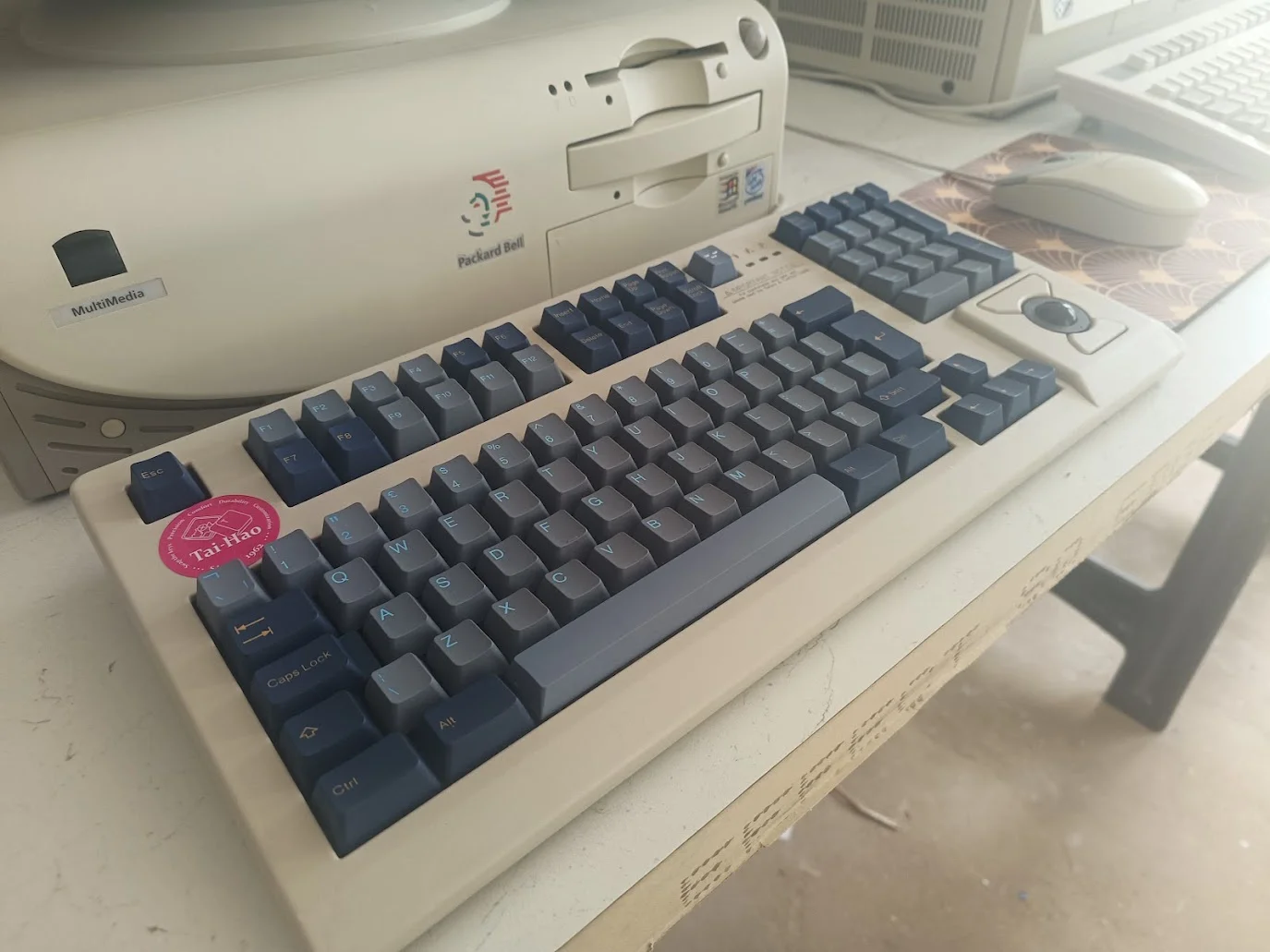 3HNL1ir.webp