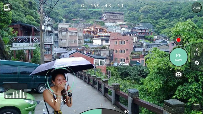 5LyUXNJ.webp