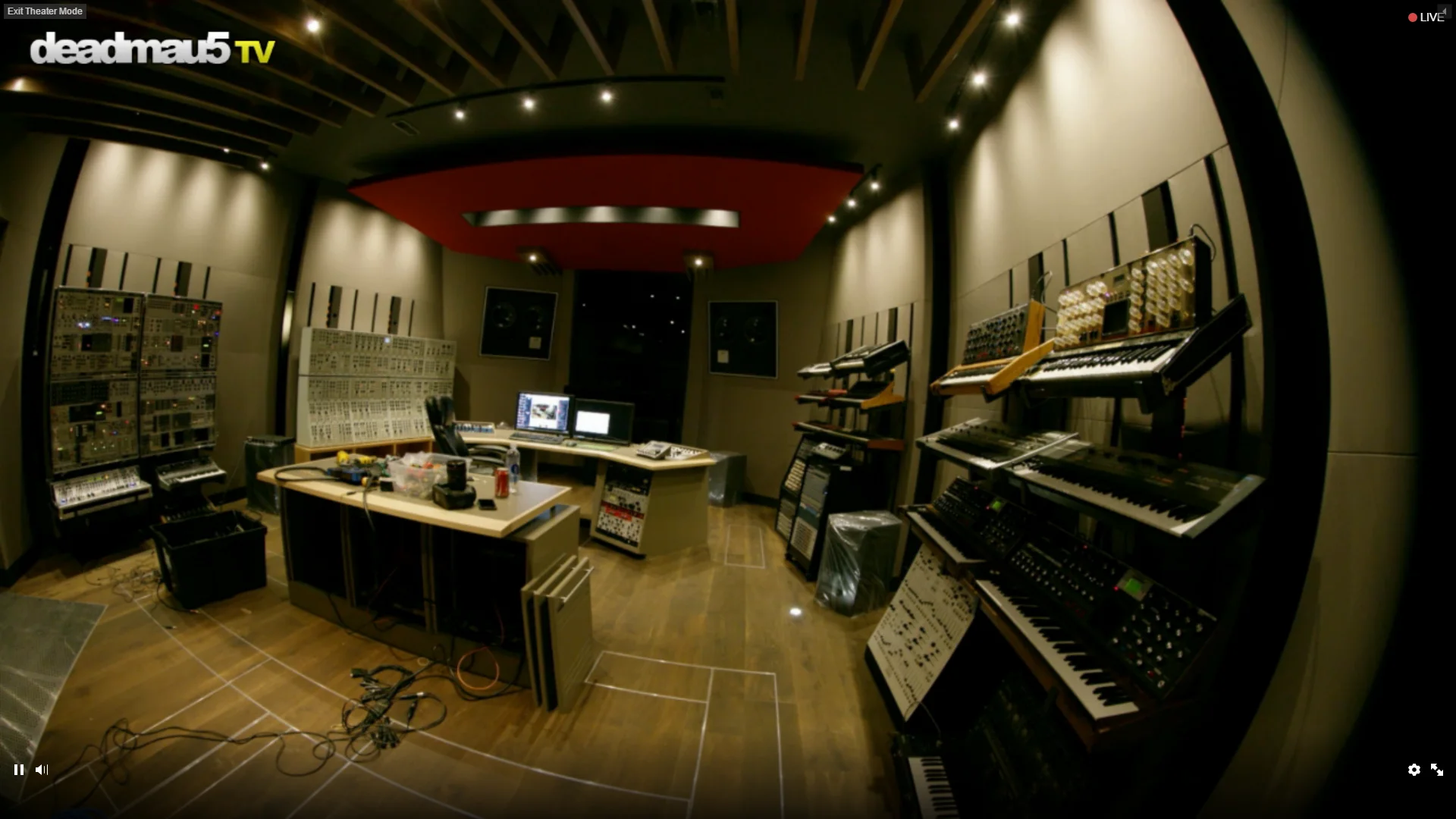 7THMbLp.webp
