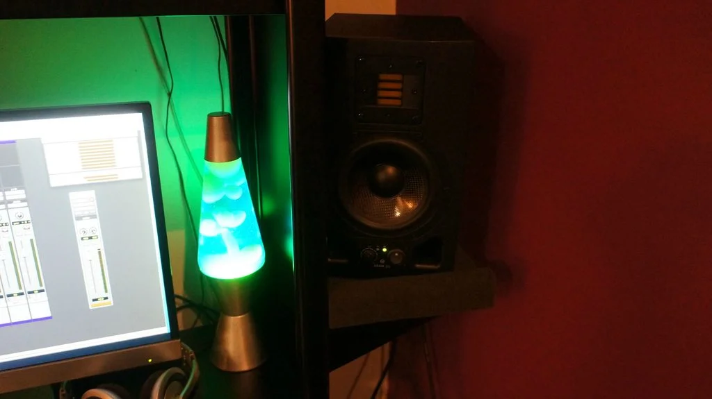 AuXHEExh.webp