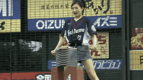 ce5VkKl.gif