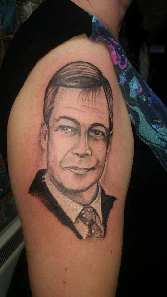 CRf87V9.webp