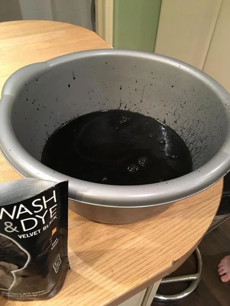 DyeAzAP.webp