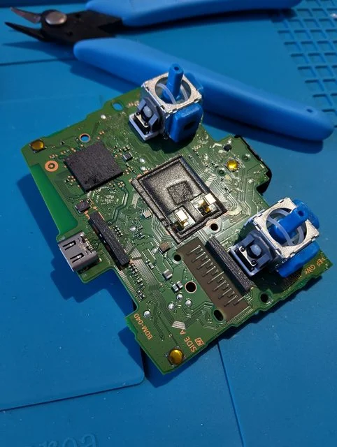 F1ei810l.webp