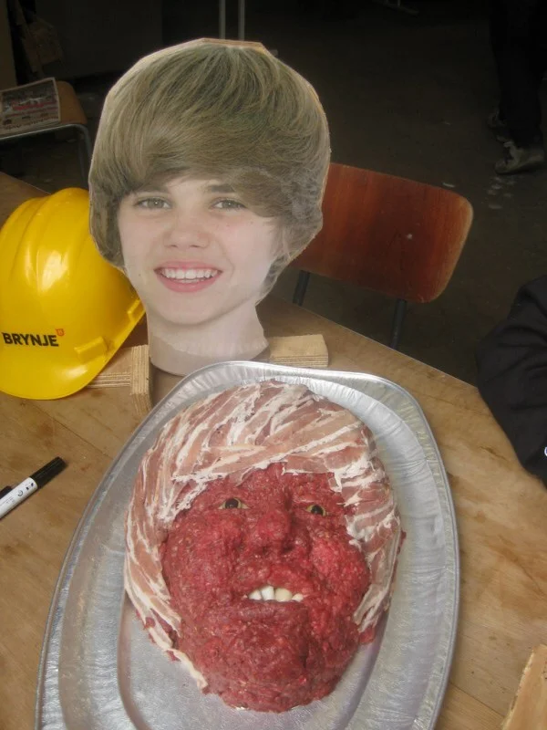 rYai0OL.webp