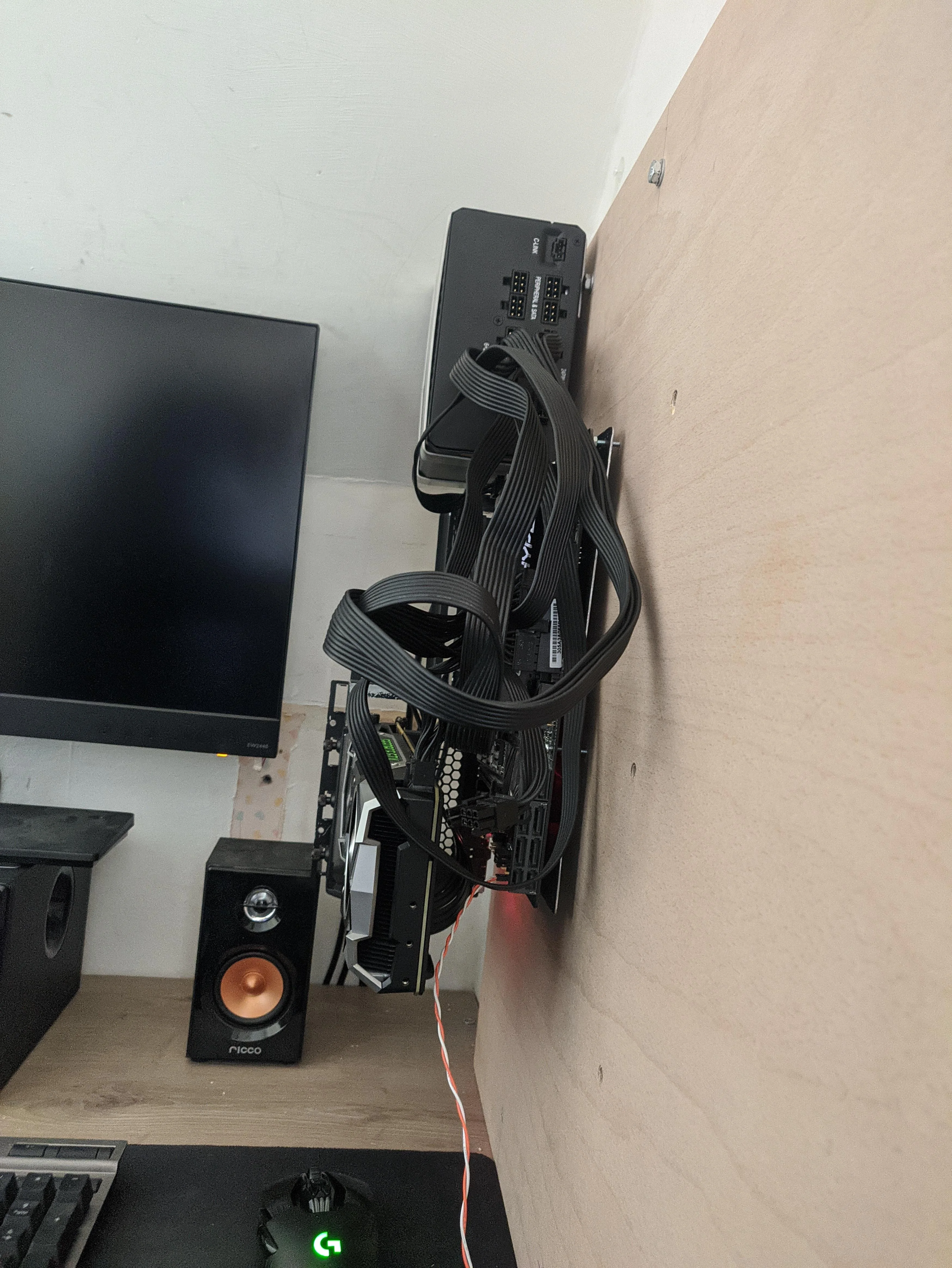 V1ynsYc.webp