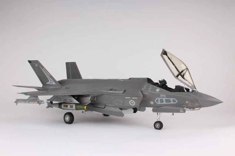 WAhg6CB.jpg