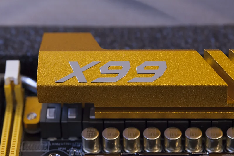 xl7N12V.webp